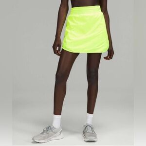 Lululemon Hotty Hot High-Rise Skirt Long Highlight Yellow Size 10 NWOT 2022